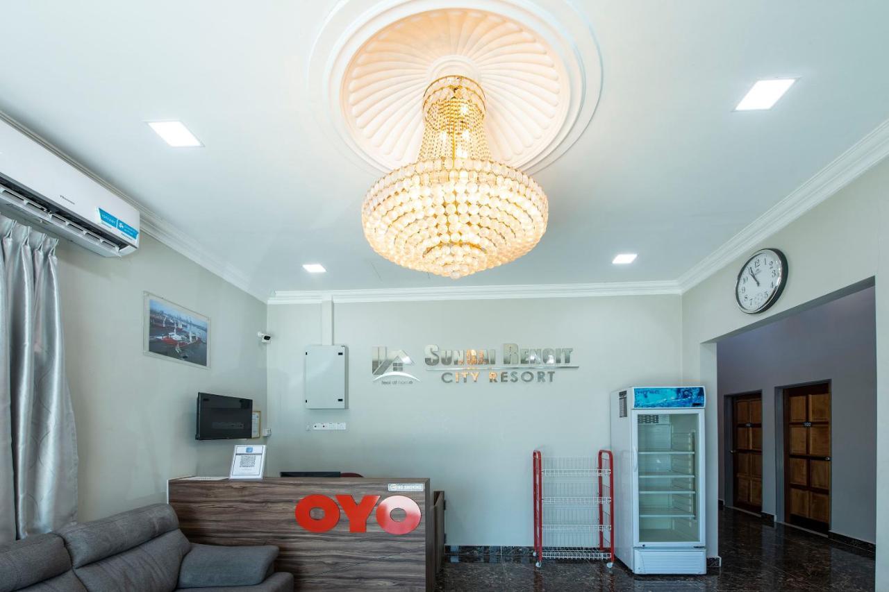 Oyo 90234 Sungai Rengit City Resort 2 Kampung Sungai Rengit Ngoại thất bức ảnh