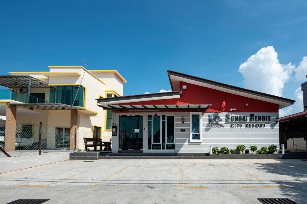 Oyo 90234 Sungai Rengit City Resort 2 Kampung Sungai Rengit Ngoại thất bức ảnh