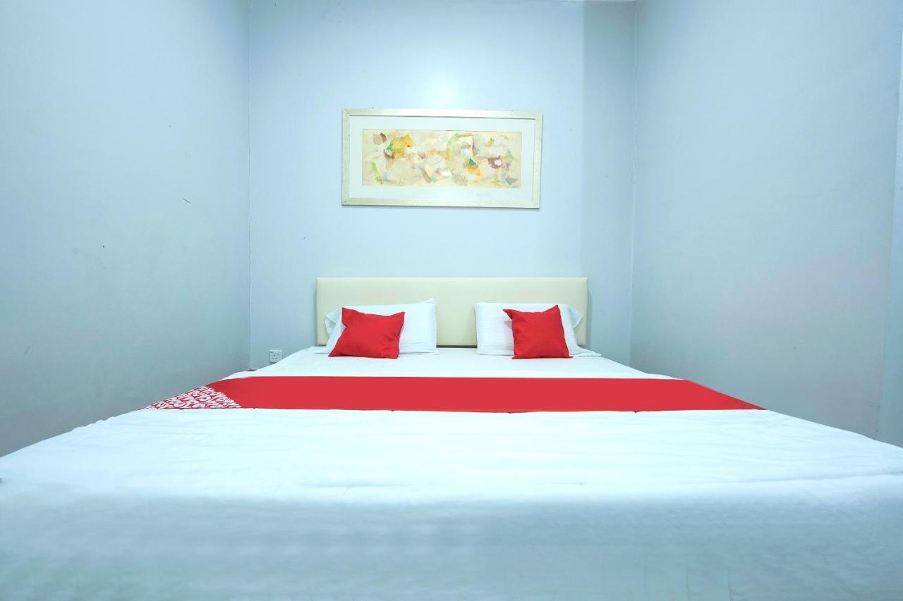 Oyo 90234 Sungai Rengit City Resort 2 Kampung Sungai Rengit Ngoại thất bức ảnh