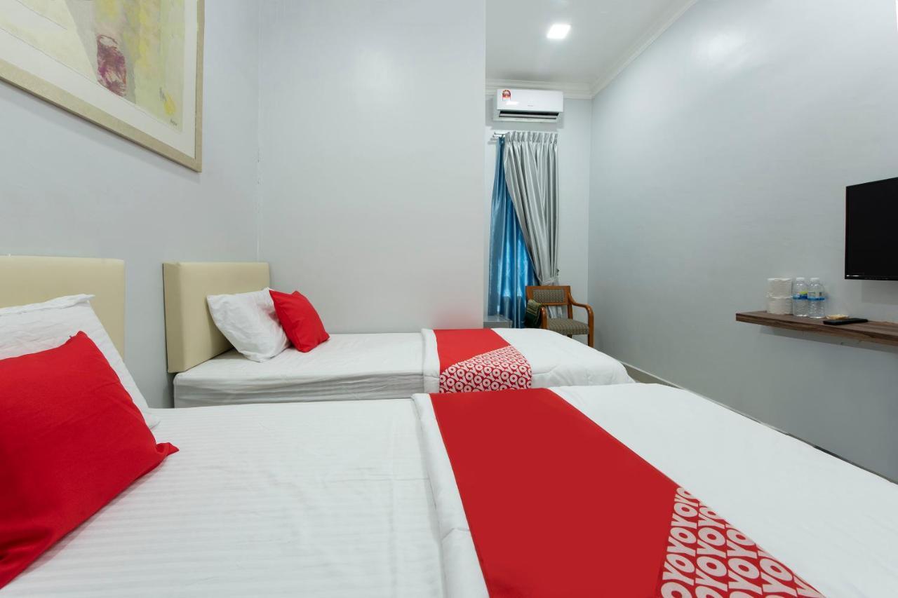 Oyo 90234 Sungai Rengit City Resort 2 Kampung Sungai Rengit Ngoại thất bức ảnh