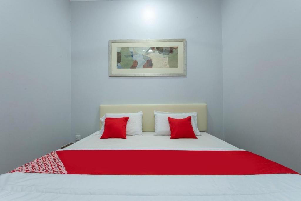 Oyo 90234 Sungai Rengit City Resort 2 Kampung Sungai Rengit Ngoại thất bức ảnh